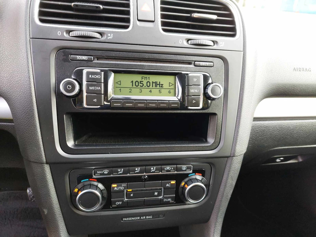 VW Golf 6 1, 6TDI 105ps - автомобили, коли, обяви за нови и употребявани 11