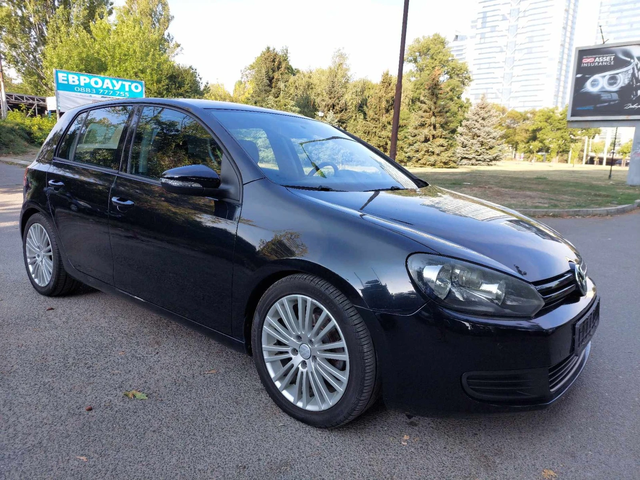 VW Golf 6 1, 6TDI 105ps - автомобили, коли, обяви за нови и употребявани 1