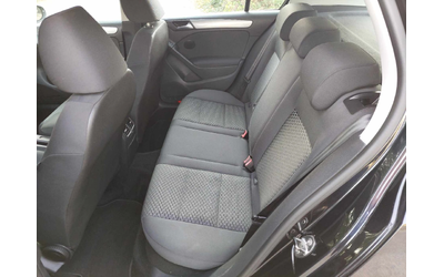 VW Golf 6 1, 6TDI 105ps - автомобили, коли, обяви за нови и употребявани 9