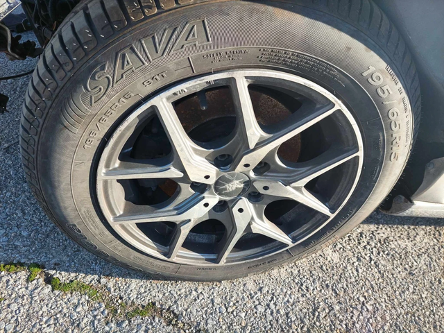 VW Golf 6 1,2TSI CBZ - автомобили, коли, обяви за нови и употребявани 3