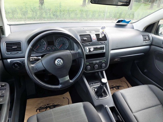 VW Golf 1, 6i 102ps  НЕ Е FSI !!! - автомобили, коли, обяви за нови и употребявани 5