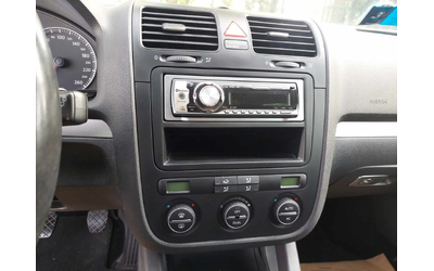 VW Golf 1, 6i 102ps  НЕ Е FSI !!! - автомобили, коли, обяви за нови и употребявани 9