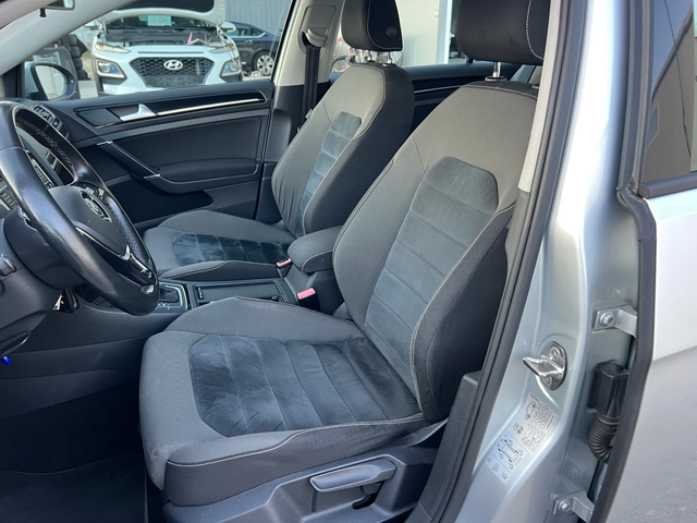 VW Golf 1.6TDI-110к.с.DSG/EURO6B/Мултиволан/Нави/Алкантара - автомобили, коли, обяви за нови и употребявани 10