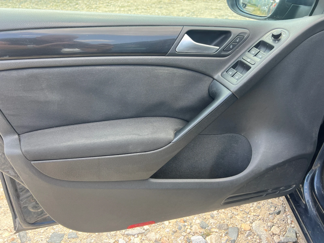 VW Golf 6 1.6TDI-105к.с./ Автопилот/ Климатроник/ EURO5B - автомобили, коли, обяви за нови и употребявани 9