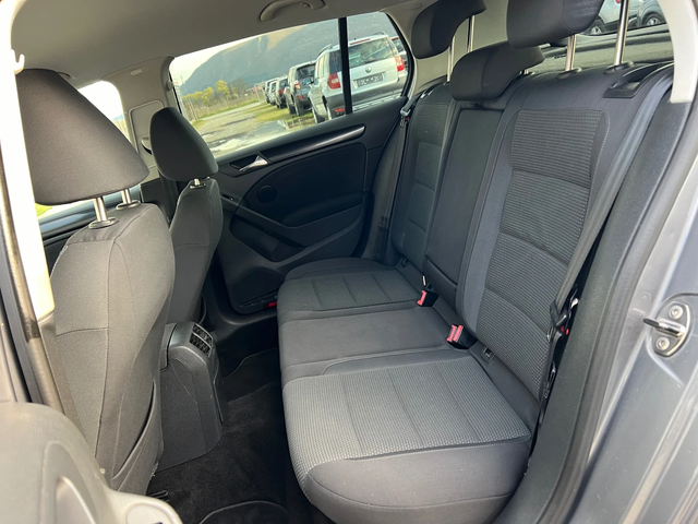 VW Golf 1.6TDI 105к.с. Парктроник/ Навигация/Euro5A/Италия - автомобили, коли, обяви за нови и употребявани 11