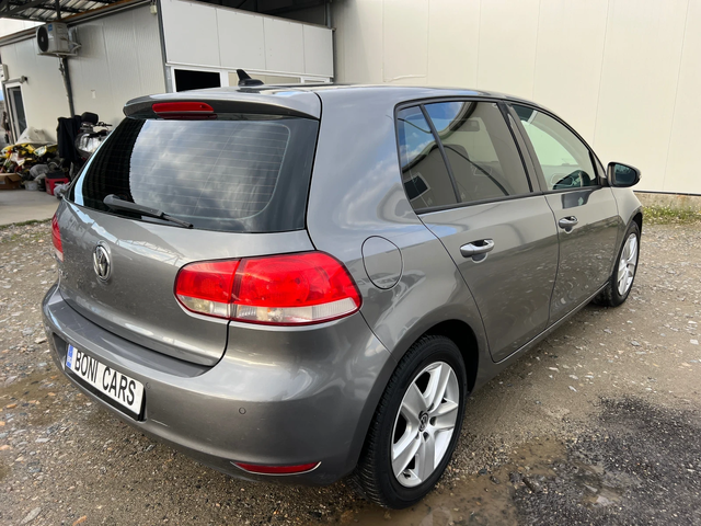 VW Golf 1.6TDI 105к.с. Парктроник/ Навигация/Euro5A/Италия - автомобили, коли, обяви за нови и употребявани 4