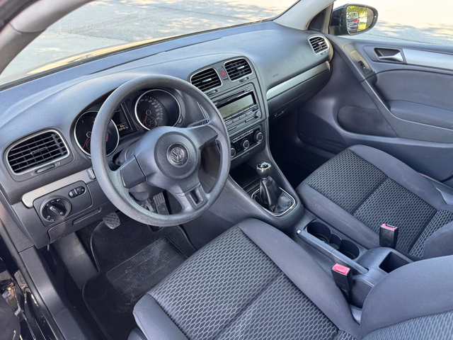 VW Golf 1.6TDI 105кс * ПЕРФЕКТЕН* - автомобили, коли, обяви за нови и употребявани 10