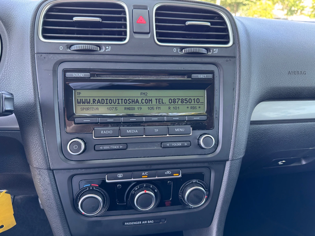 VW Golf 1.6TDI 105кс * ПЕРФЕКТЕН* - автомобили, коли, обяви за нови и употребявани 12