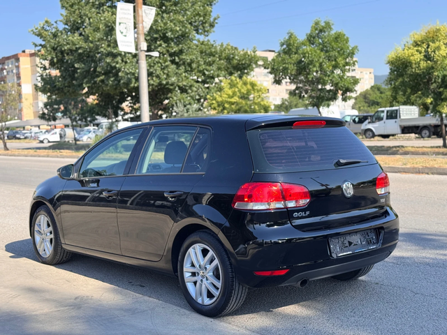 VW Golf 1.6TDI 105кс * ПЕРФЕКТЕН* - автомобили, коли, обяви за нови и употребявани 2