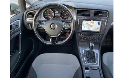 VW Golf E GERMANY - автомобили, коли, обяви за нови и употребявани 10