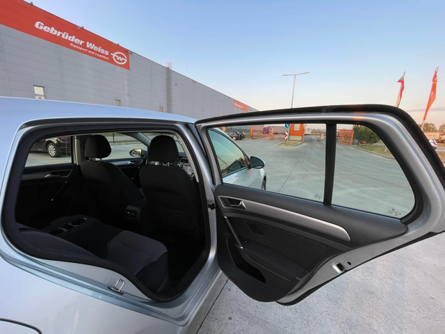 VW Golf E GERMANY - автомобили, коли, обяви за нови и употребявани 13