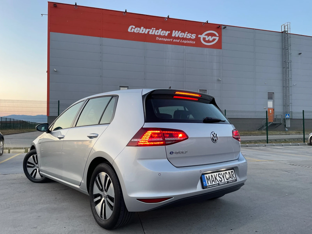 VW Golf E GERMANY - автомобили, коли, обяви за нови и употребявани 4