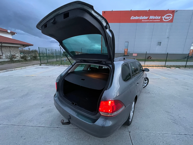 VW Golf 1.6i Germany - автомобили, коли, обяви за нови и употребявани 7