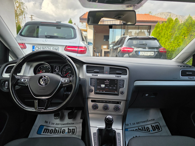 VW Golf 1.4 GDI - автомобили, коли, обяви за нови и употребявани 9