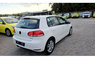 VW Golf 2.0tdi - автомобили, коли, обяви за нови и употребявани 9