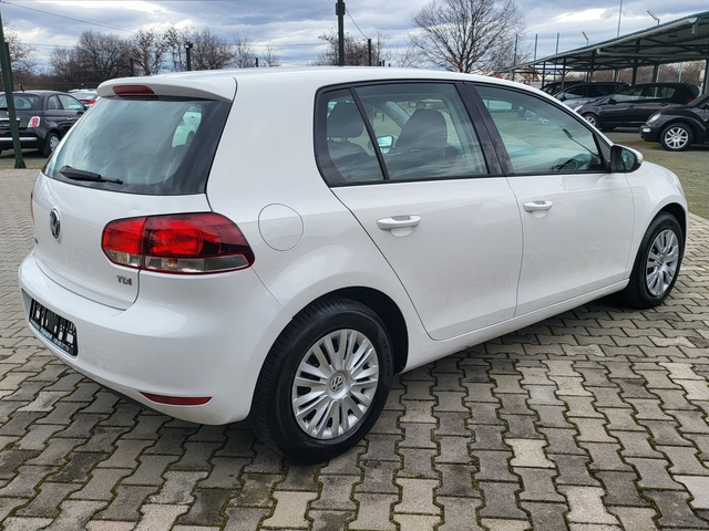 VW Golf 1.6 TDI 105к.с. - автомобили, коли, обяви за нови и употребявани 6