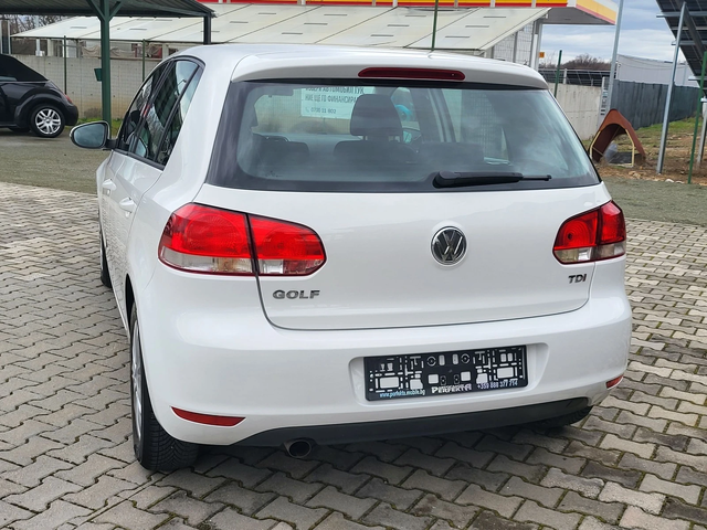 VW Golf 1.6 TDI 105к.с. - автомобили, коли, обяви за нови и употребявани 8