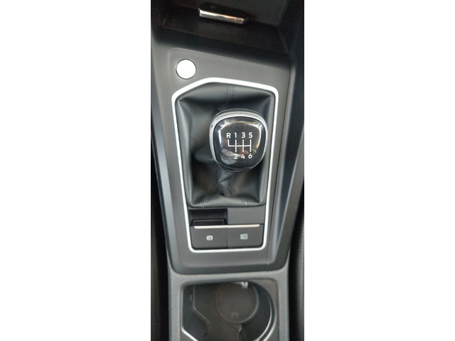 VW Golf 2.0 tdi уникат - автомобили, коли, обяви за нови и употребявани 9