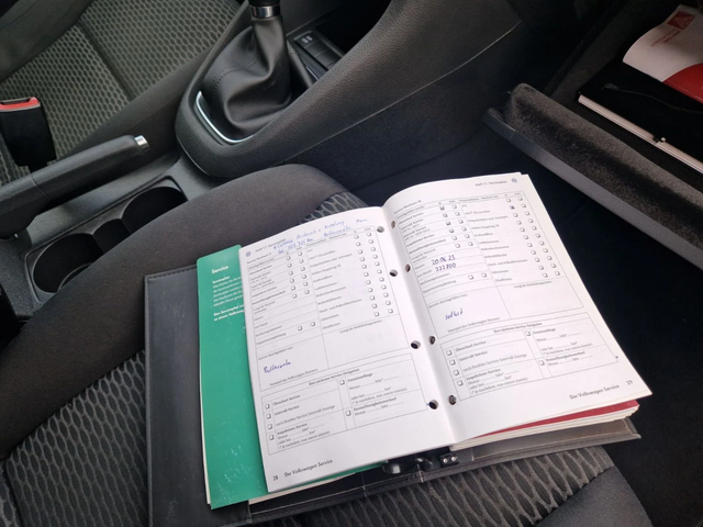 VW Golf 1.4 /80 к.с. - автомобили, коли, обяви за нови и употребявани 12