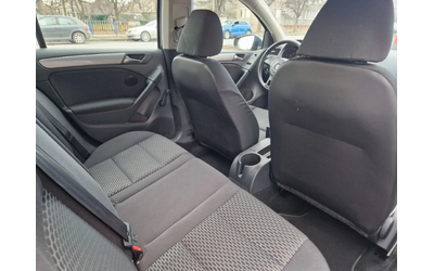 VW Golf 1.4 /80 к.с. - автомобили, коли, обяви за нови и употребявани 13