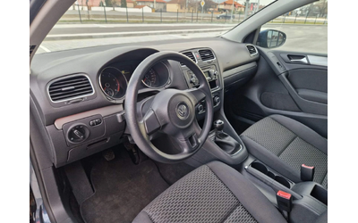 VW Golf 1.4 /80 к.с. - автомобили, коли, обяви за нови и употребявани 7