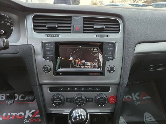VW Golf 1.4TGI-110кс= 6СК= 147.000км= НАВИ= ПОДГРЕВ - автомобили, коли, обяви за нови и употребявани 15