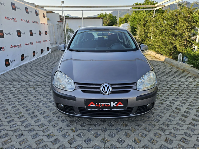 VW Golf 1.6i-102кс= ГАЗ* BRC* = ОБСЛУЖЕН= КЛИМАТИК - автомобили, коли, обяви за нови и употребявани 0