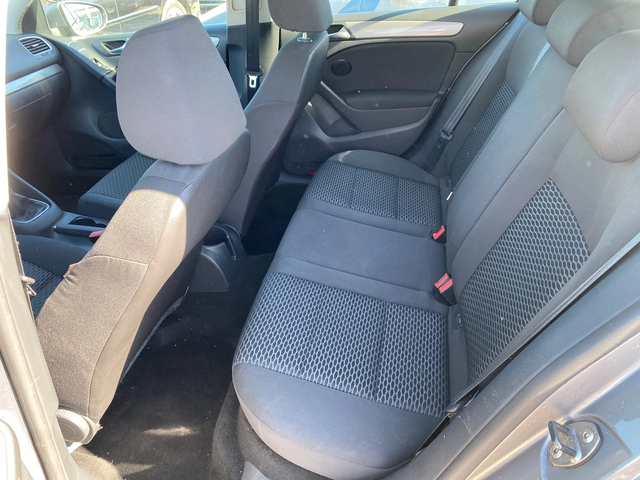 VW Golf 1.6 Газ.Инж. - автомобили, коли, обяви за нови и употребявани 11