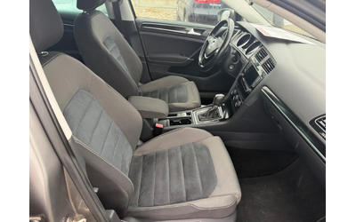 VW Golf 1.4 TGI - автомобили, коли, обяви за нови и употребявани 11