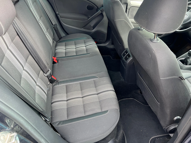 VW Golf 1.2 - автомобили, коли, обяви за нови и употребявани 13