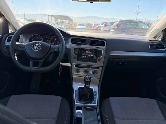 VW Golf 1.4 TGI - автомобили, коли, обяви за нови и употребявани 13