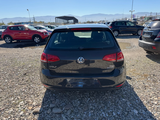 VW Golf 1.4 TGI - автомобили, коли, обяви за нови и употребявани 5