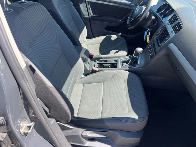 VW Golf 1.4 TGI - автомобили, коли, обяви за нови и употребявани 11