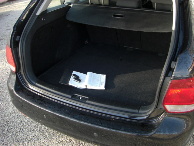 VW Golf 1.9TDI  GT 105k.c - автомобили, коли, обяви за нови и употребявани 15