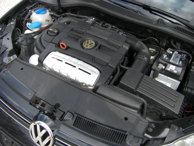 VW Golf 1.4TSI High Line AVTOMATIK NAVI - автомобили, коли, обяви за нови и употребявани 16