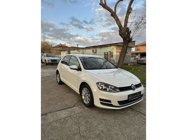 VW Golf - автомобили, коли, обяви за нови и употребявани 1