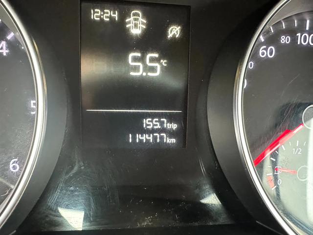 VW Golf 1.6TDI 105kc EVRO5 - автомобили, коли, обяви за нови и употребявани 10