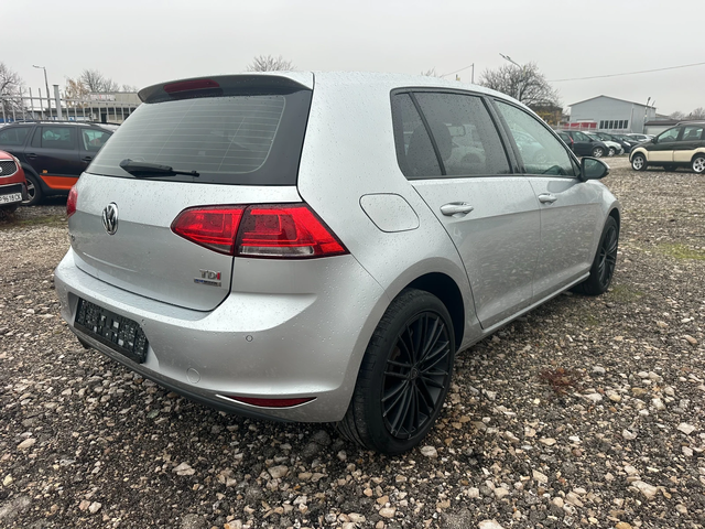 VW Golf 1.6TDI 105kc EVRO5 - автомобили, коли, обяви за нови и употребявани 2