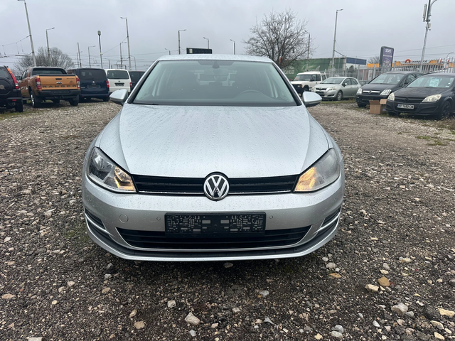 VW Golf 1.6TDI 105kc EVRO5 - автомобили, коли, обяви за нови и употребявани 7