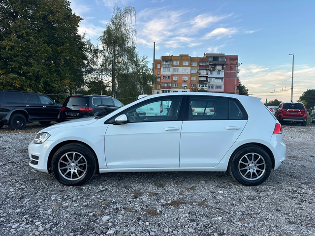 VW Golf 1.2TSI 86kc 4цилиндри ремък - автомобили, коли, обяви за нови и употребявани 1
