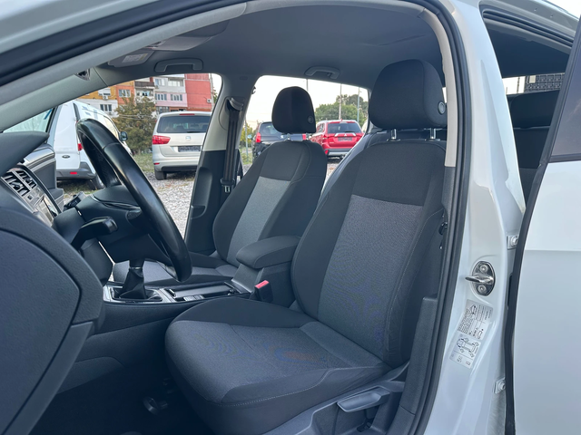 VW Golf 1.2TSI 86kc 4цилиндри ремък - автомобили, коли, обяви за нови и употребявани 8