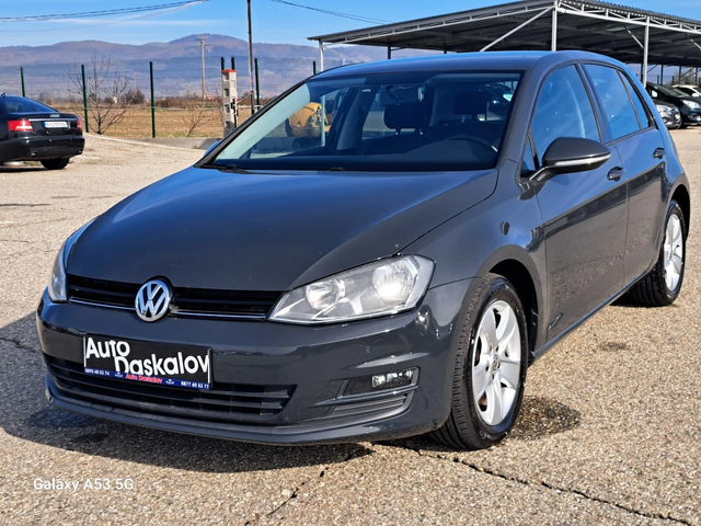 VW Golf 1, 2 TSI BLUEMOTION - автомобили, коли, обяви за нови и употребявани 0