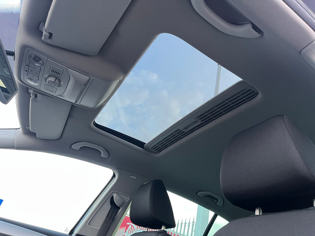 VW Golf 2.0 TDI DSG - автомобили, коли, обяви за нови и употребявани 10