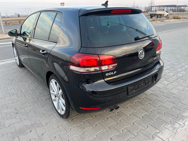 VW Golf 2.0 TDI DSG - автомобили, коли, обяви за нови и употребявани 4