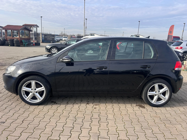 VW Golf 1.6i NAVI EURO 5 - автомобили, коли, обяви за нови и употребявани 8