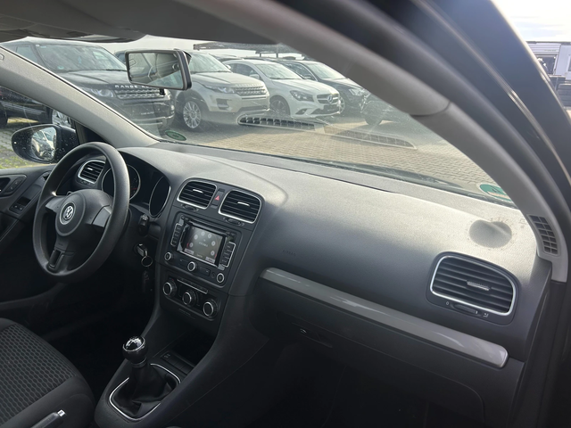 VW Golf 1.6i NAVI EURO 5 - автомобили, коли, обяви за нови и употребявани 9
