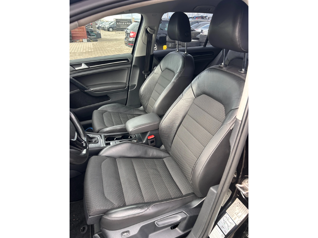 VW Golf 1.6TDI AVTOMAT/NAVI/KAMERA/KOJA EURO 6 - автомобили, коли, обяви за нови и употребявани 11