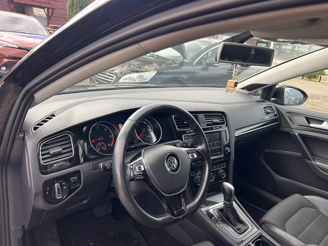 VW Golf 1.6TDI AVTOMAT/NAVI/KAMERA/KOJA EURO 6 - автомобили, коли, обяви за нови и употребявани 12