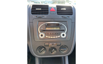 VW Golf 1.9TDI EURO 4 - автомобили, коли, обяви за нови и употребявани 11