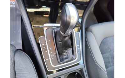 VW Golf 7* 1.6TDi* DSG-АВТОМАТИК* EURO6B* NAVI* - автомобили, коли, обяви за нови и употребявани 9